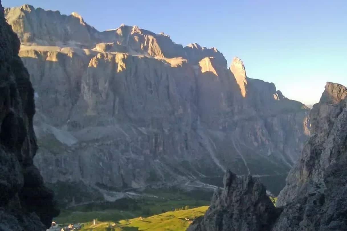 Overtourism, Ztl in passo Gardena: da 2027 aperto solo a residenti, artigiani e grossisti
