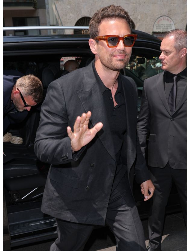 Chi Theo James Edward Horniman Nella Serie Tv The Gentlemen Sky TG24 Chi Theo James Edward Horniman Nella Serie Tv The Gentlemen Sky TG24