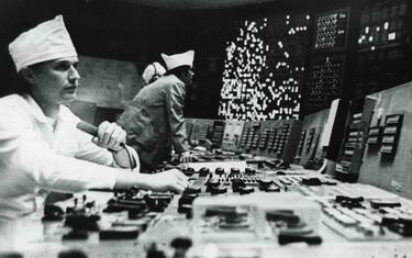 addetto dentro la centrale di kursk