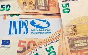 logo inps tra le banconote
