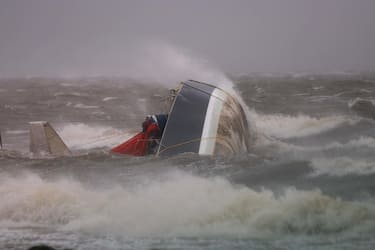 US-HURRICANE-HELENE-HITS-GULF-COAST-OF-FLORIDA