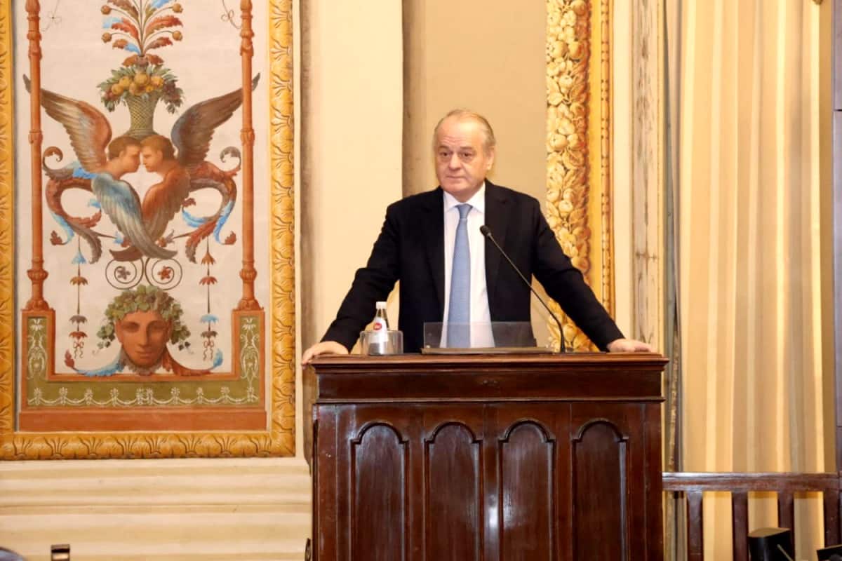 Antonello Cracolici in aula all'Ars