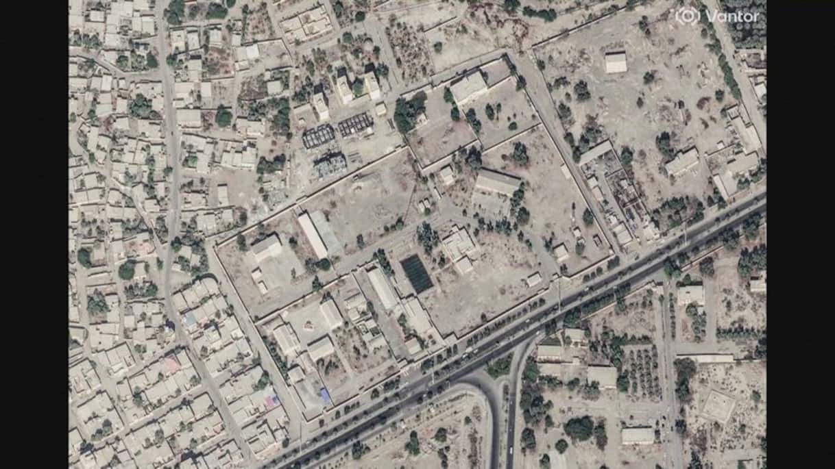 Immagini satellitari: scuola di Minab prima e dopo il raid