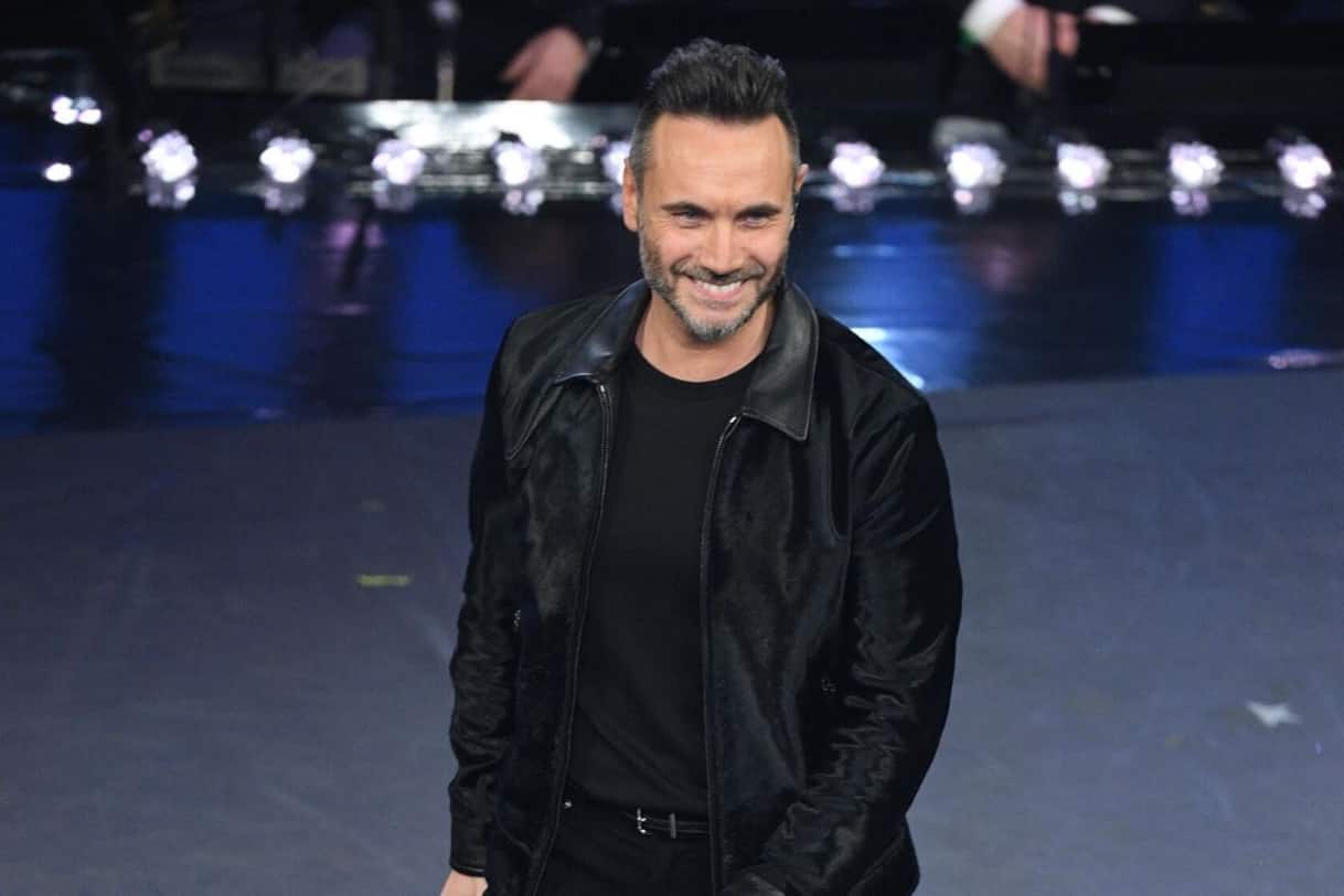 Nek, il testo di 'Ssshh!!!', la nuova canzone