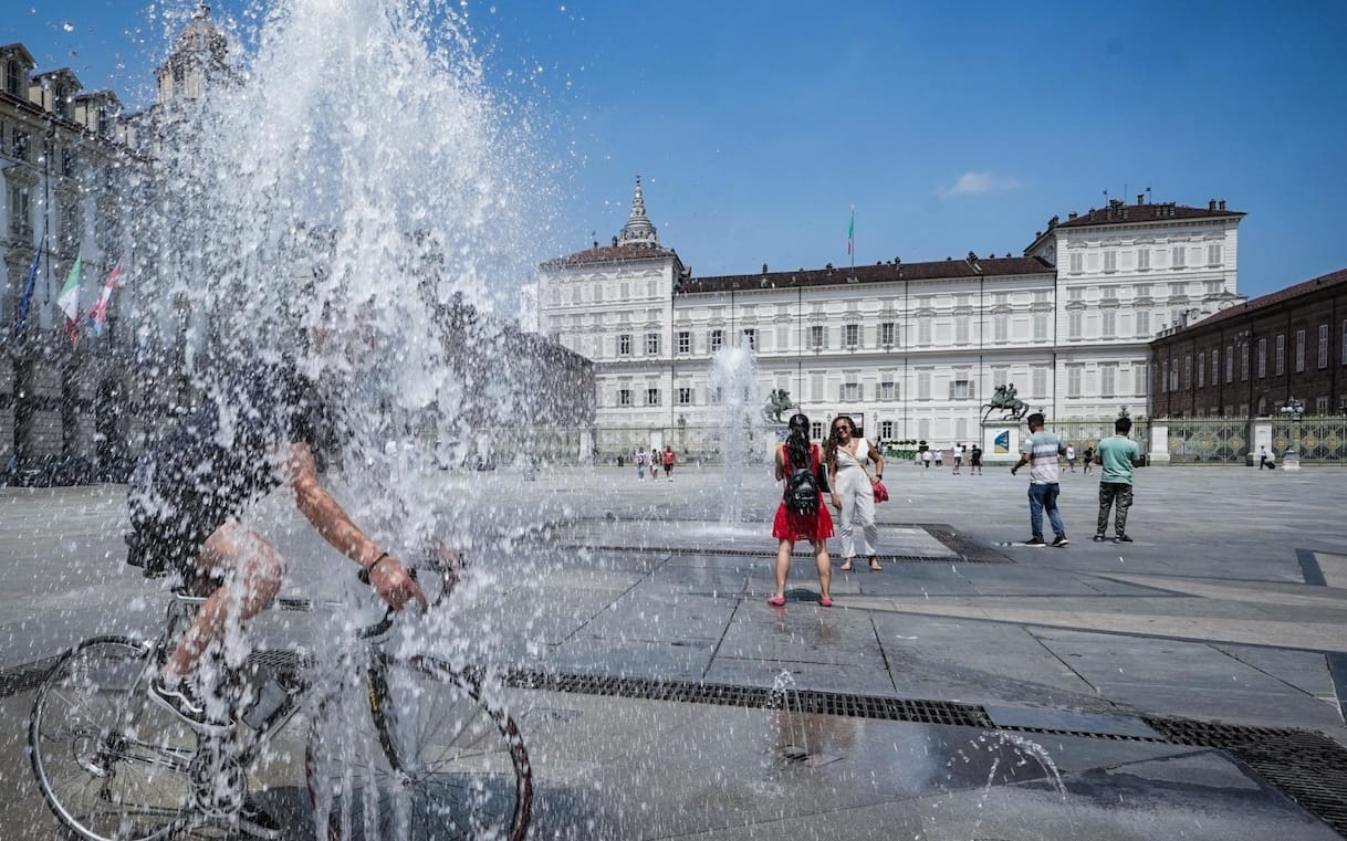 Meteo, ondata di caldo nel weekend e temperature f