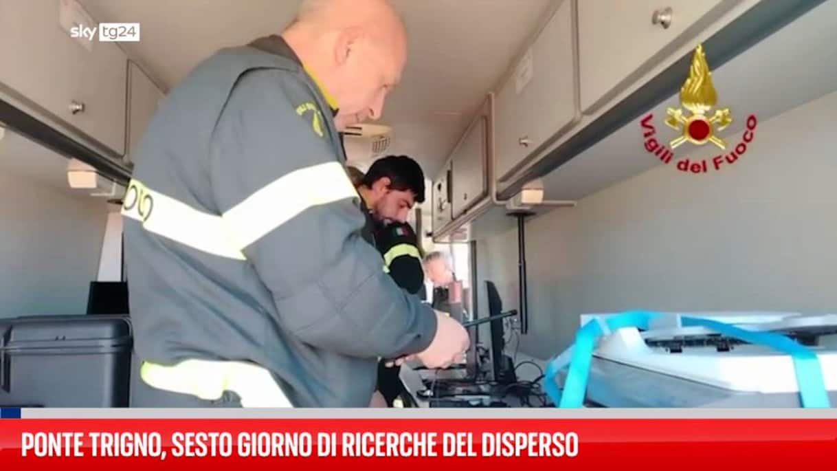 Ponte crollato sul Trigno, riprese le ricerche del disperso