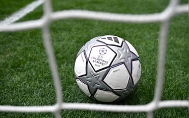 MILAN, ITALY - JANUARY 20: General view of the UEFA Champions League Pro match ball inside the stadium prior to the UEFA Champions League 2025/26 League Phase MD7 match between FC Internazionale Milano and Arsenal FC at Stadio San Siro on January 20, 2026 in Milan, Italy. (Photo by Chris Ricco - UEFA/UEFA via Getty Images)