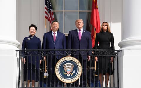IPA88922284 - September 24, 2026, Washington, District Of Columbia, USA: United States President Donald J Trump, first lady Melania Trump, President Xi Jinping, of The Peopleâ€™s Republic of China, and Madame Peng Liyuan participate in a Silent Drill Platoon Review on the South Portico of the White House in Washington, DC, USA, during a State Visit on Thursday, September 24, 2026  (Credit Image: © Yuri Gripas - Pool Via Cnp/CNP via ZUMA Press Wire)