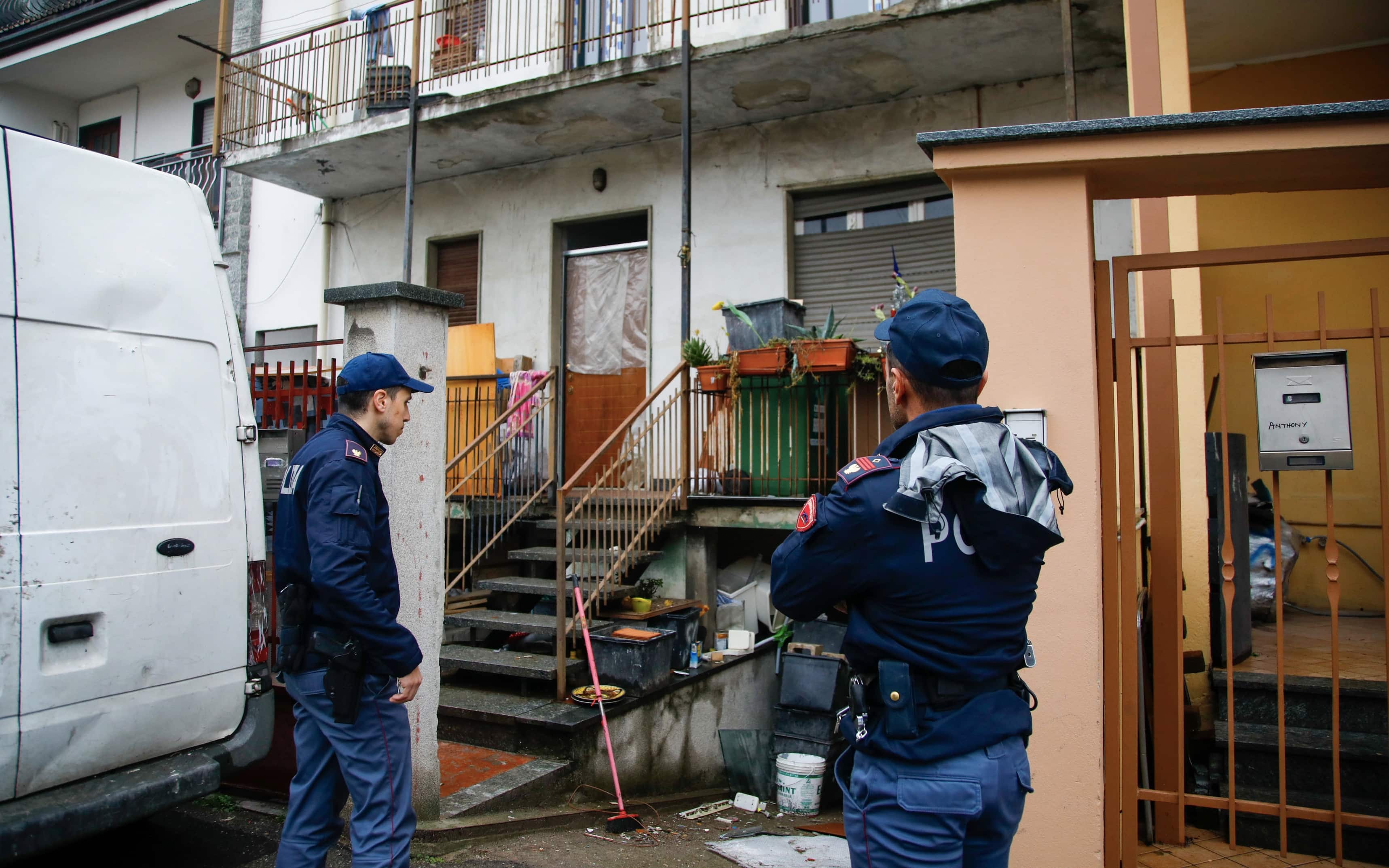 PS morti per monossido di carbonio Rho - per redazione Milano metropoli - foto Spf/Ansa