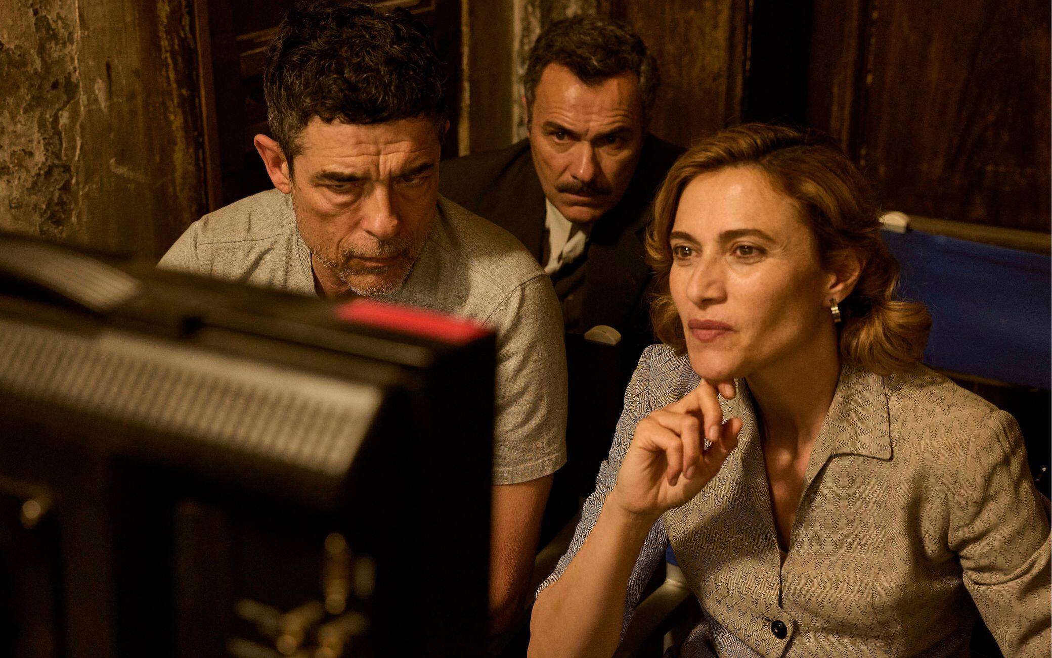 01_questi_fantasmi_alessandro_gassmann_webphoto - 1