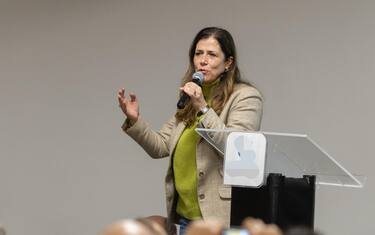 Alessandra Todde a Carbonia durante la campagna elettorale per le regionali 2024Cagliari 20 Febrraio 2024Ansa/ Fabio Murru