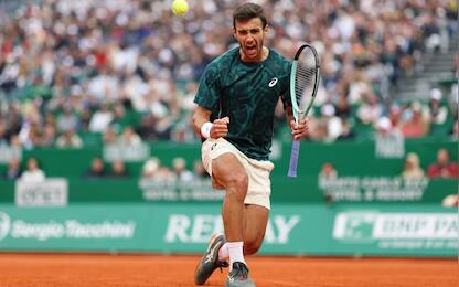MONTE-CARLO, MONACO - APRIL 12: Lorenzo Musetti of Italy celebrates during the semi final match between Lorenzo Musetti of Italy and Alex De Minaur of Australia
during day severn of the Rolex Monte-Carlo Masters at Monte-Carlo Country Club on April 12, 2025 in Monte-Carlo, Monaco. (Photo by Clive Brunskill/Getty Images)