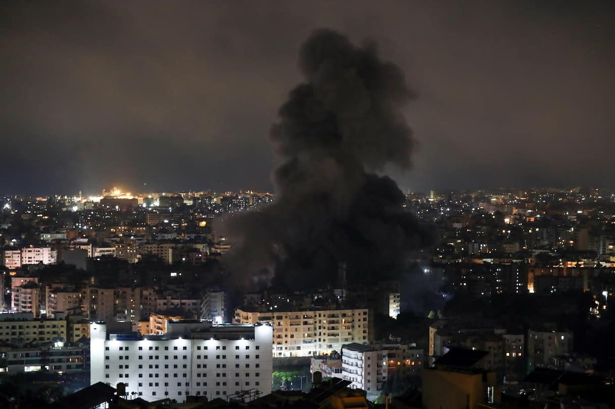 Guerra Iran, Israele attacca Teheran e Beirut. Droni su ambasciata Usa a Baghdad. DIRETTA