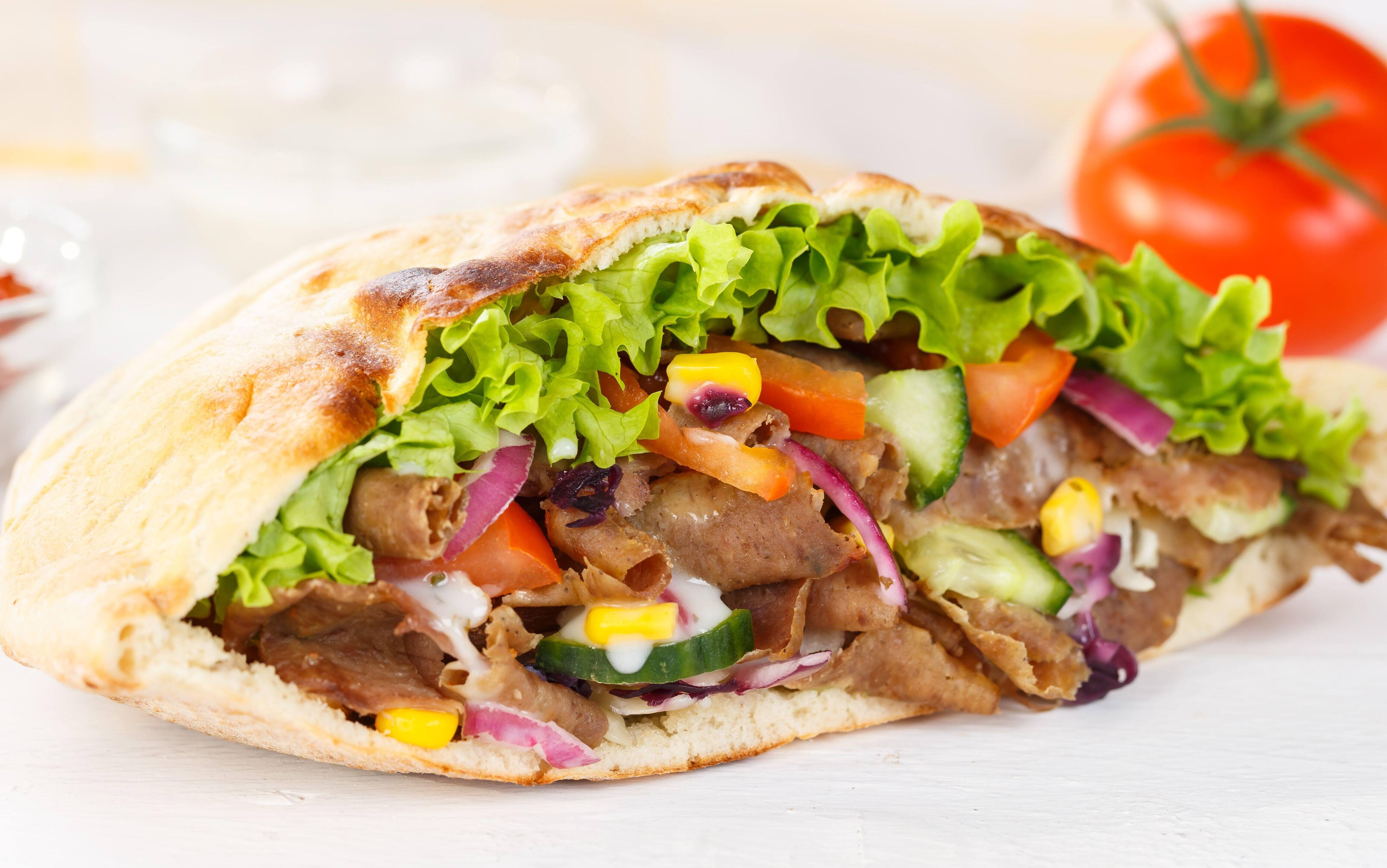 Contenitori Per Kebab 750 Ml – 500 Pezzi, In Cartone Rivestito PE, Chiusura A Deplo, Ideali Per Street Food