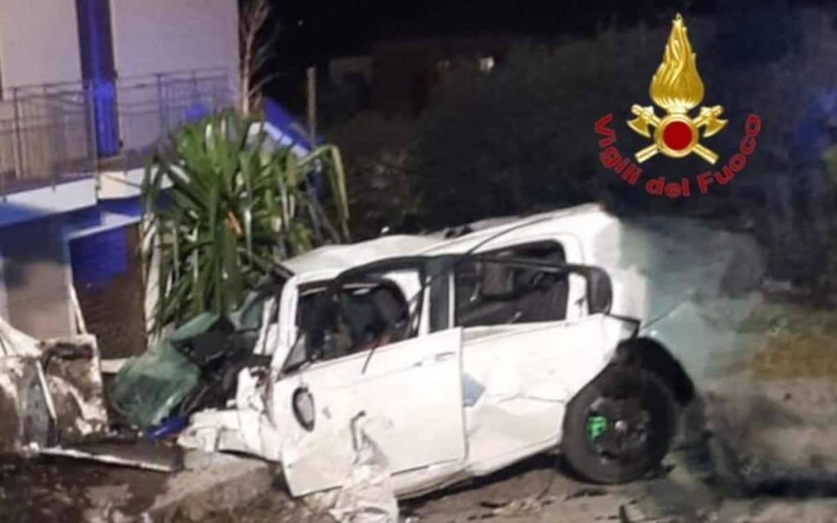Incidente stradale nel Salernitano, morti due giovani su Statale 166 ...