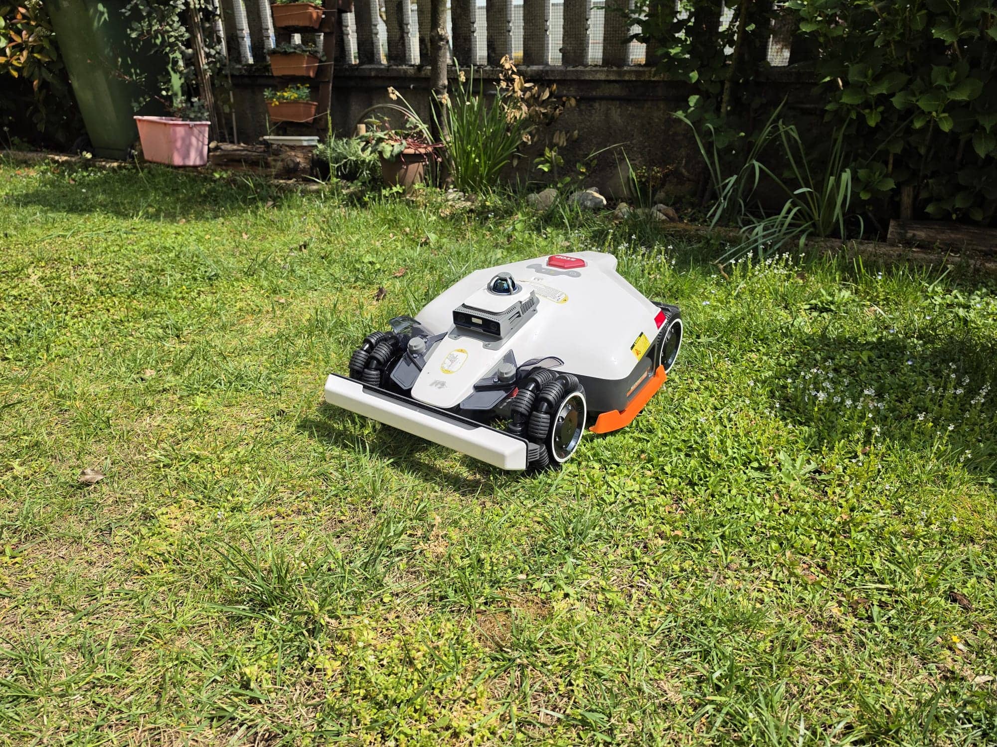 Mammotion LUBA 3 AWD