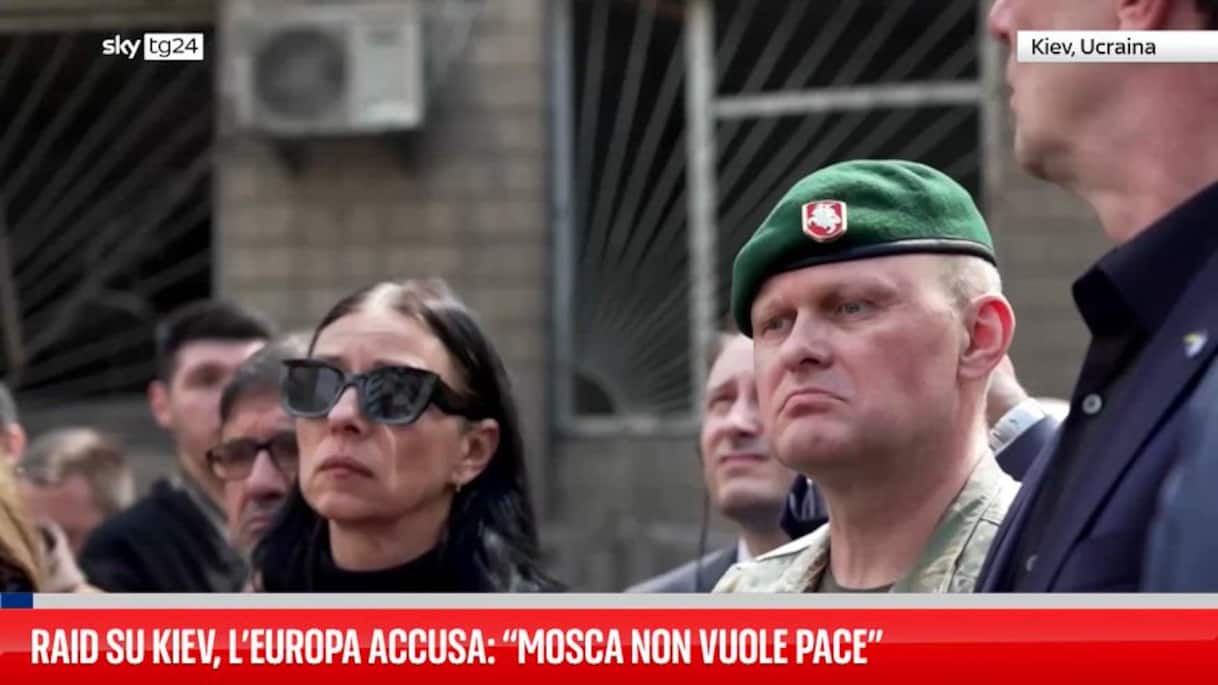 ucraina-raid-russo-su-kiev-almeno-24-morti-e-molti-feriti