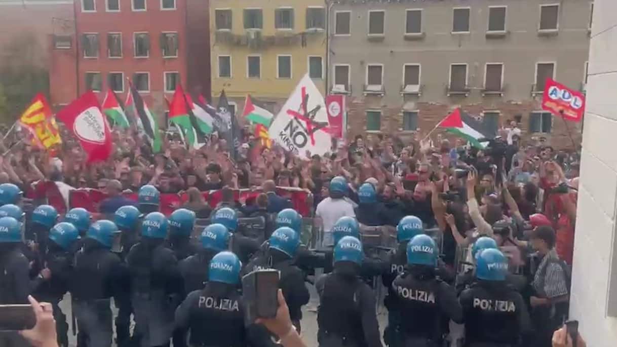 Biennale Venezia, tensioni a corteo contro presenza Israele