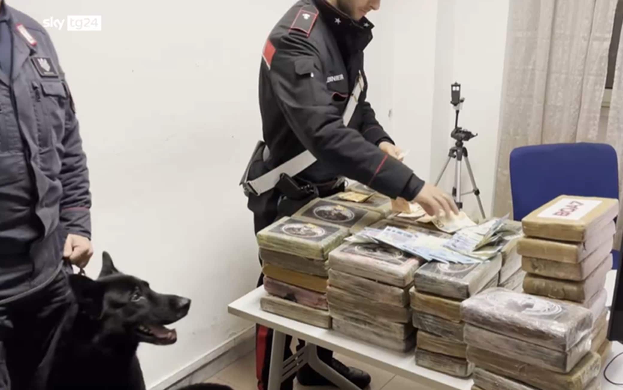Droga sequestrata a Fiumicino