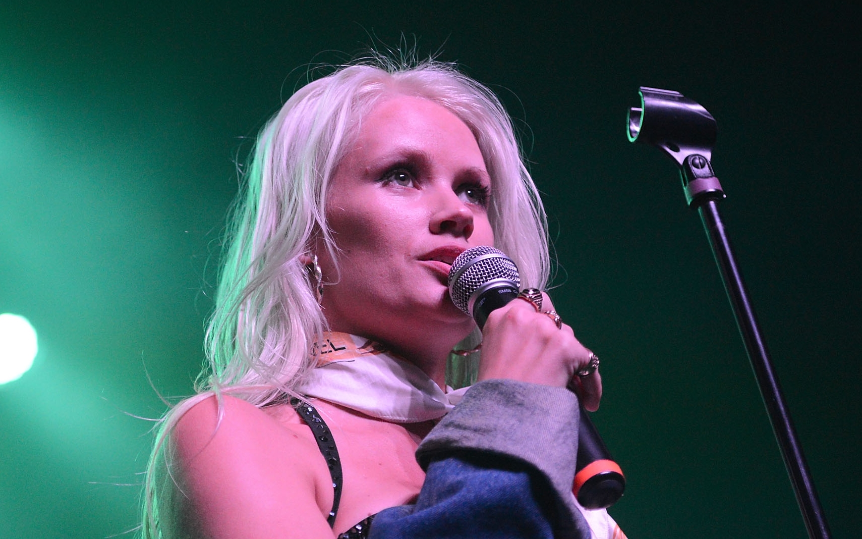 Lauren Bennett morta a 37 anni, addio alla voce di Party Rock Anthem