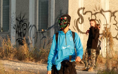 Capannone Rave Rave party a Modena: sgomberata l'area e apposti i sigilli ...