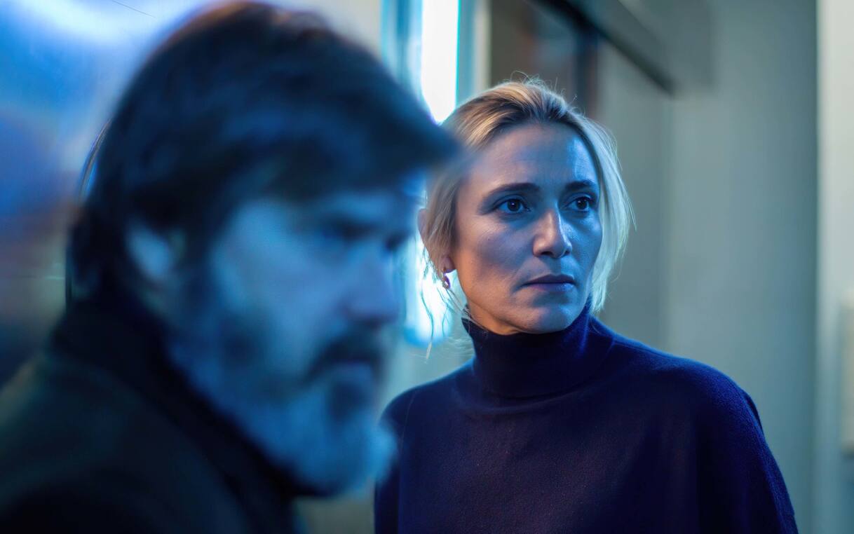 Storia di una notte, Anna Foglietta e Giuseppe Battiston nel trailer ...