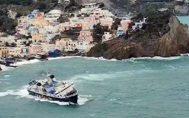 Traghetto a Ponza