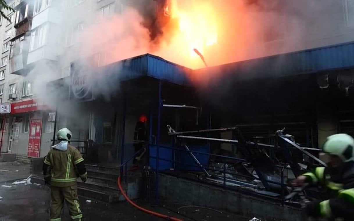Guerra Ucraina, forti esplosioni a Kiev: 14 morti in attacco russo su treno a Dnipro. LIVE - Sky TG24