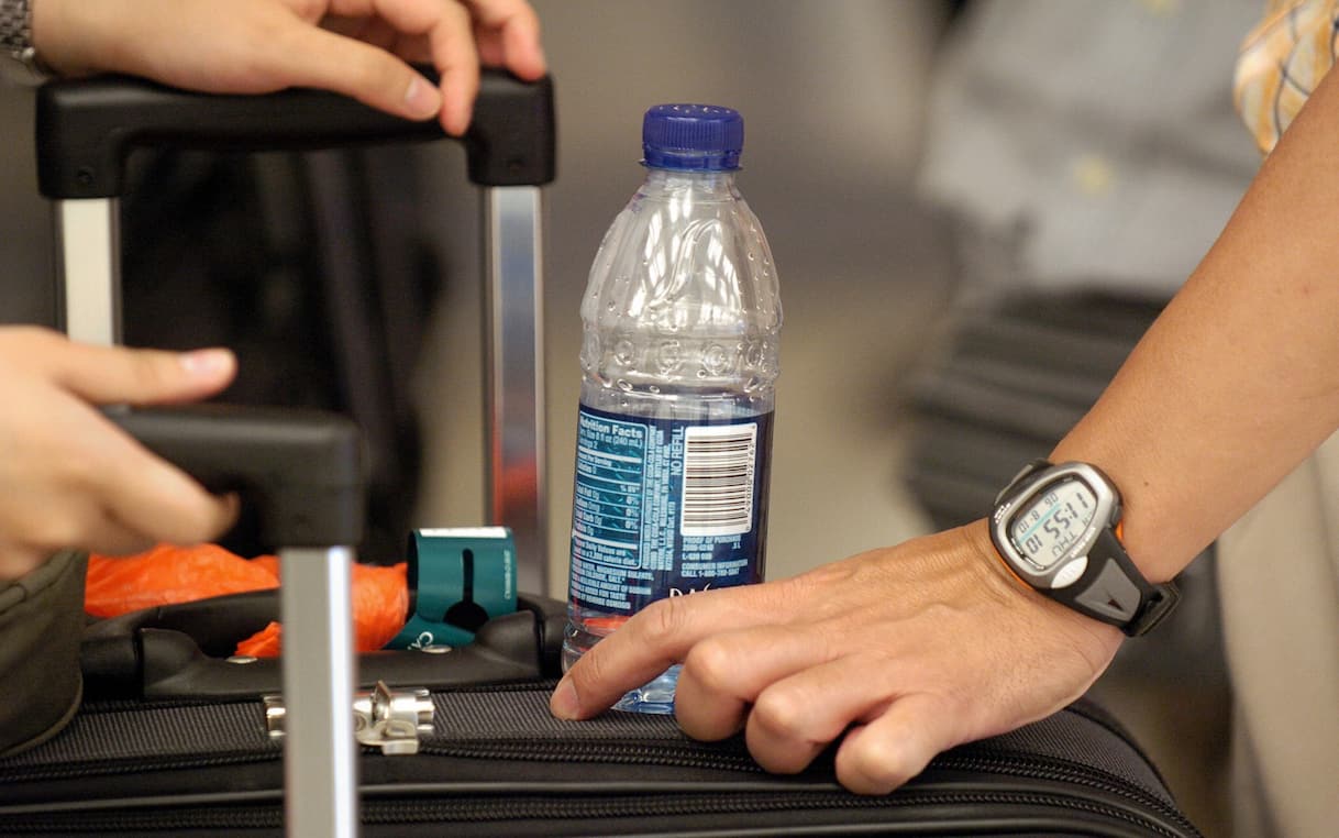 geekvape aegis solo 3 istruzioni Liquidi in aereo, cambia tutto: la regola che rivoluzionerà i viaggi main image 1
