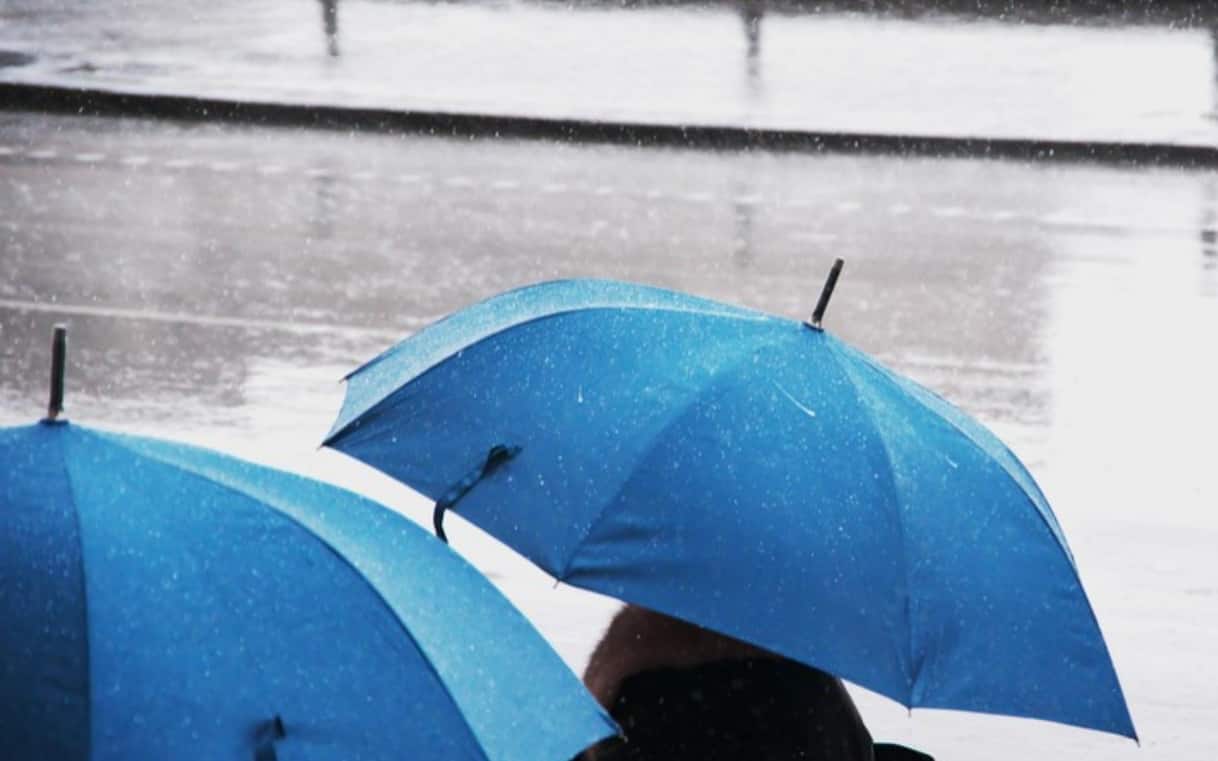 Meteo, allerta maltempo per pioggia e grandine: le regioni a rischio