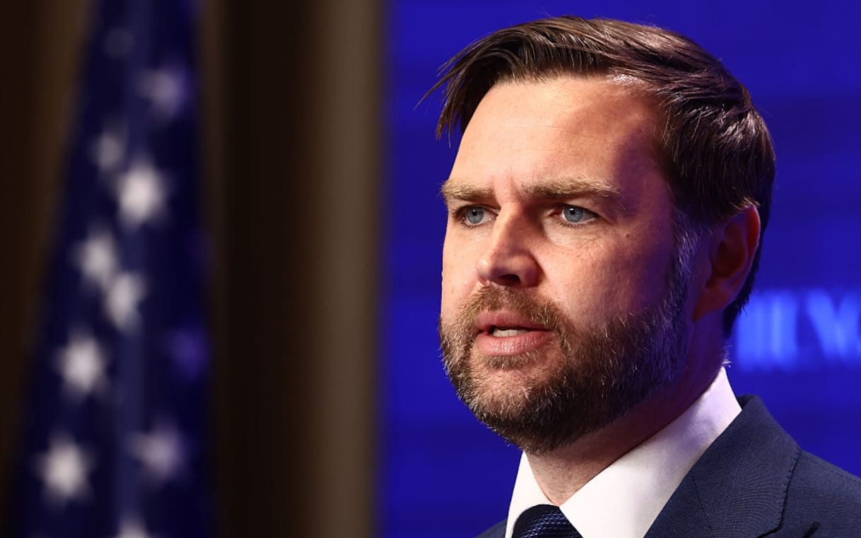 JD Vance Warns Iran Ahead of High-Stakes Peace Talks in Pakistan