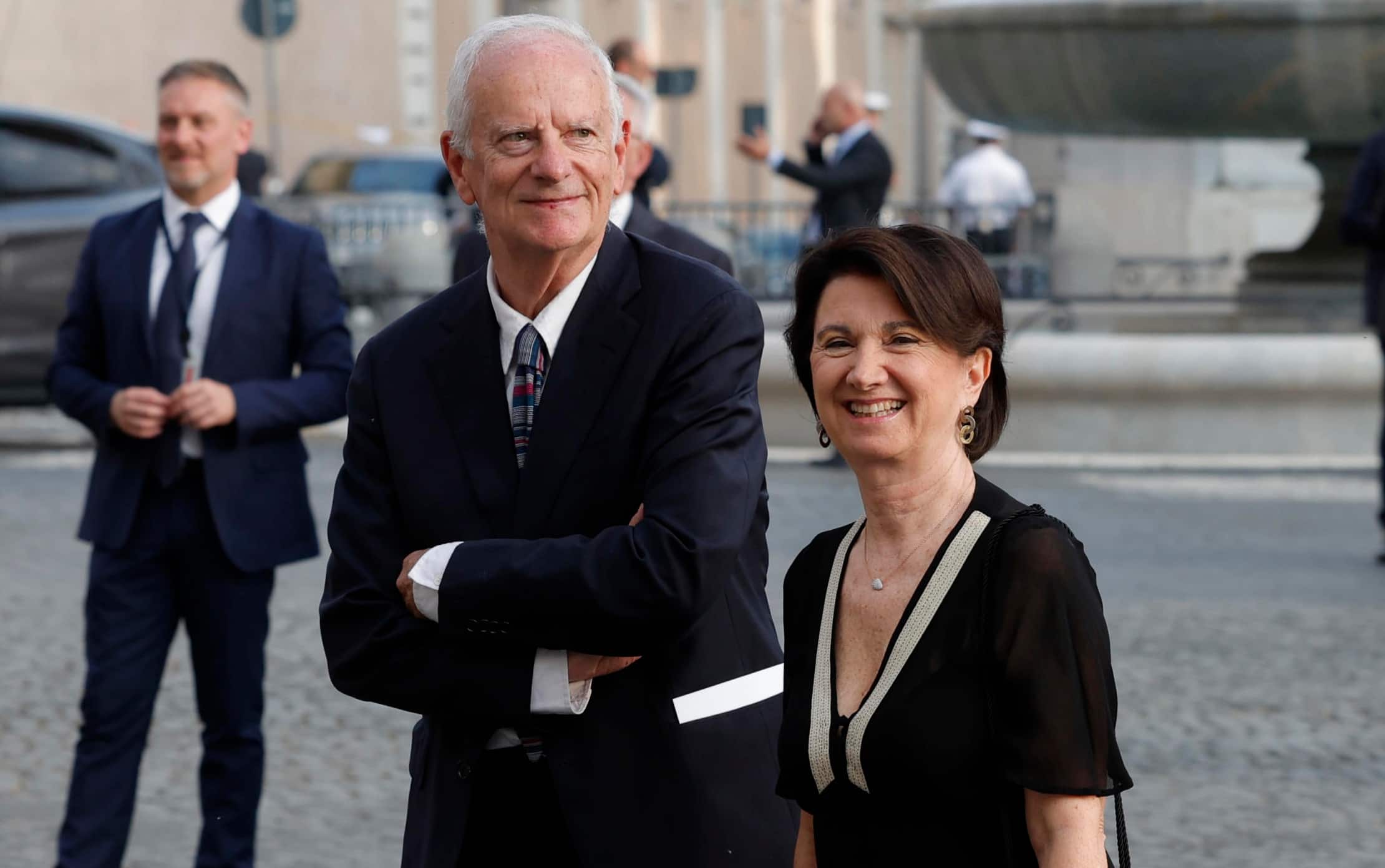 il ministro per la Famiglia, Natalita' e Pari Opportunita' Eugenia Roccella arriva al Quirinale per il ricevimento in occasione della festa del 2 Giugno accompagnata dal marito Luigi Cavallari. Roma, 1 Giugno 2023. ANSA/GIUSEPPE LAMI