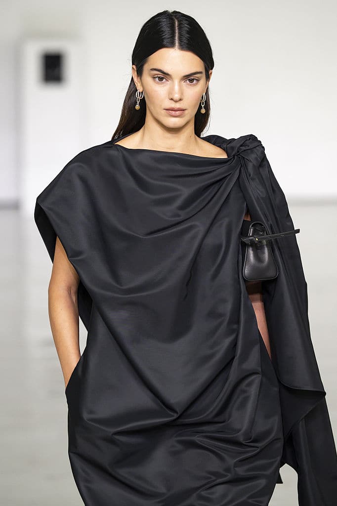 MILAN, ITALY - SEPTEMBER 26: Kendall Jenner walks the runway at the Bottega Veneta fashion show during the Milan Fashion Week Ready to Wear Spring/Summer 2027 on September 26, 2026 in Milan, Italy. (Photo by Victor VIRGILE/Gamma-Rapho via Getty Images)