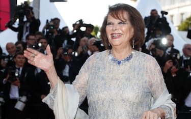epa05984541 Italian actress Claudia Cardinale arrives for the 70th Anniversary ceremony during the 70th annual Cannes Film Festival, in Cannes, France, 23 May 2017. The festival runs from 17 to 28 May.  EPA/IAN LANGSDON