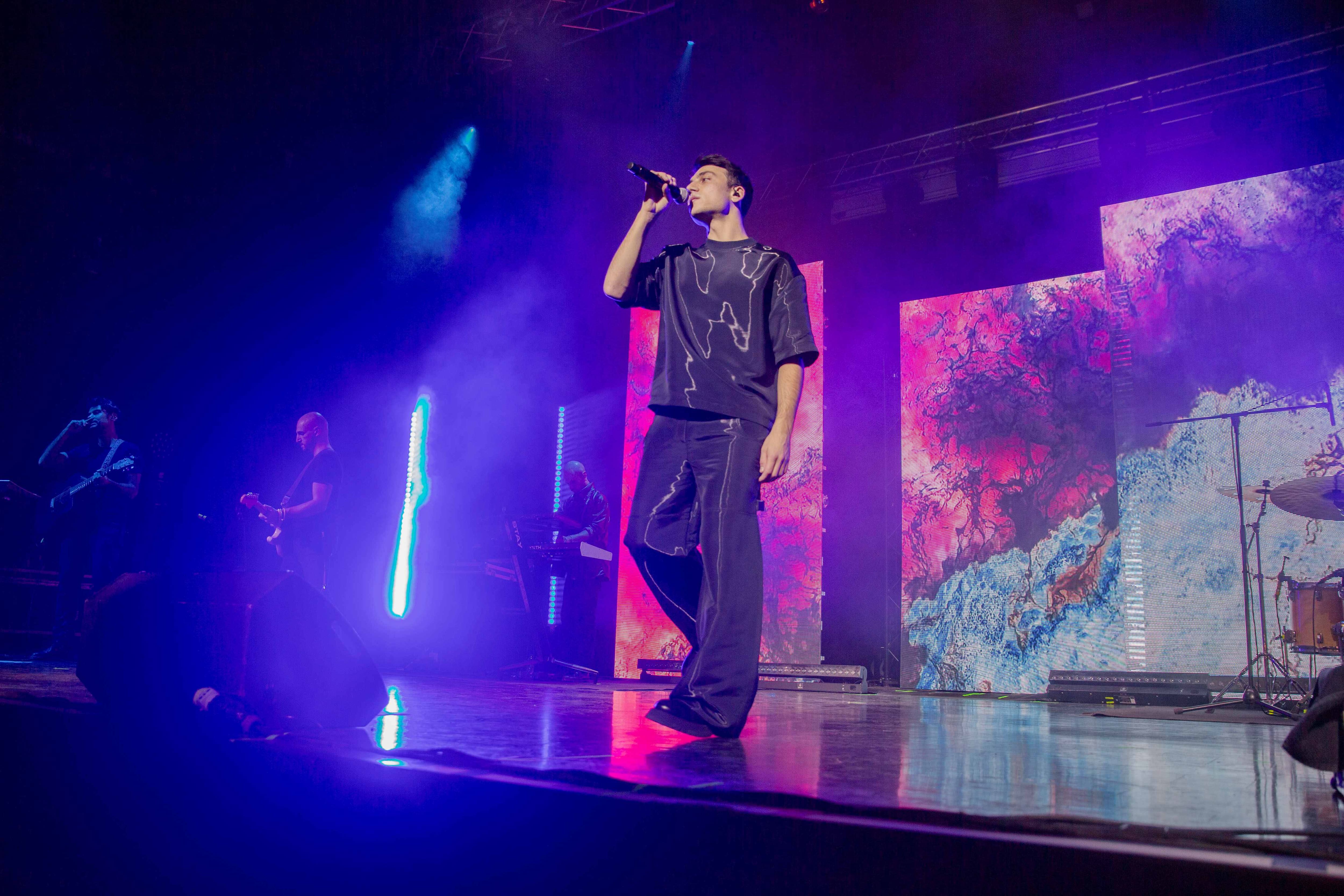 Matteo Paolillo live