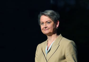 Yvette Cooper, Salute