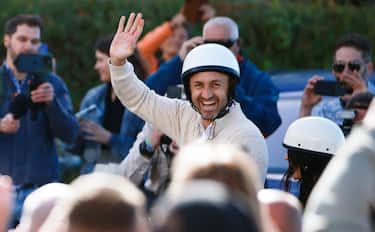 Ulrich Siegmund saluta gli ammiratori