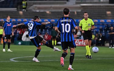 Goal opportunity for Atalanta's Nicola Zalewski during the UEFA Champions League play-offs 1st leg soccer match between Atalanta BC and Hapoel Tel Aviv at the Bergamo Stadium in Bergamo, Italy, 20 August 2026.
ANSA/MICHELE MARAVIGLIA
