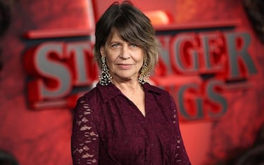 Linda Hamilton alla premiere di Strange Things