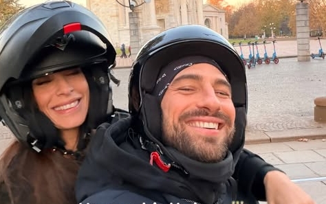 Elisabetta Canalis pubblica su Instagram la prima foto con Alvise Rigo