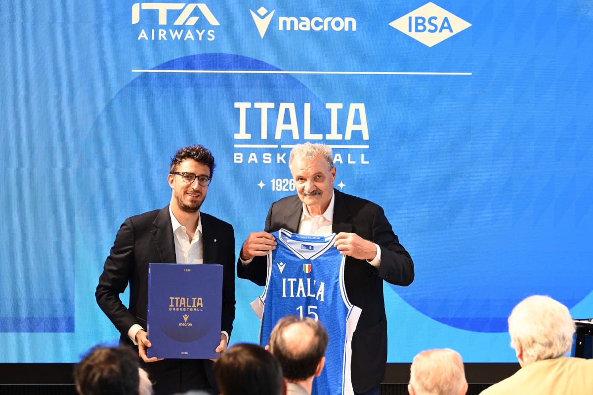 Meo Sacchetti
Presentazione Divise Italbasket 2026
FIP 2026
Bologna, 27/05/2026
Foto M.Ceretti / Ciamillo-Castoria