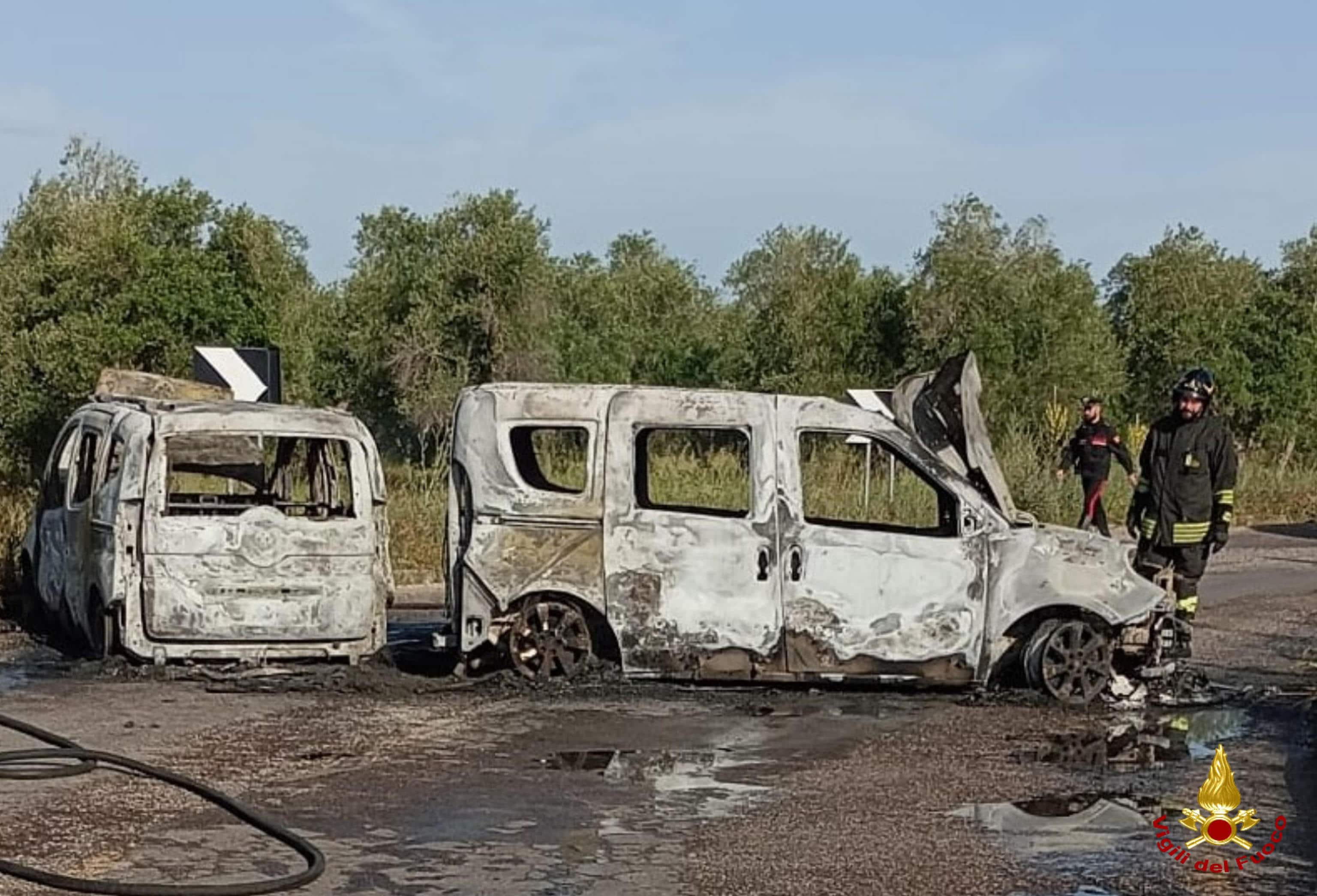Auto in fiamme dopo il fallito assalto al portavalori