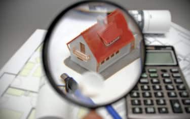 FOTO SIMBOLICHE SUL TEMA MUTUO CASA