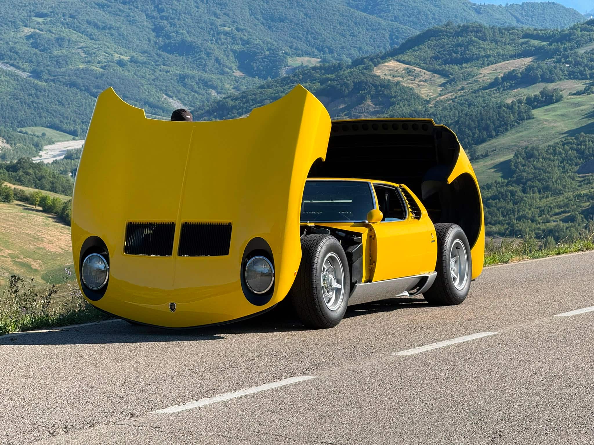 Lamborghini Miura SV