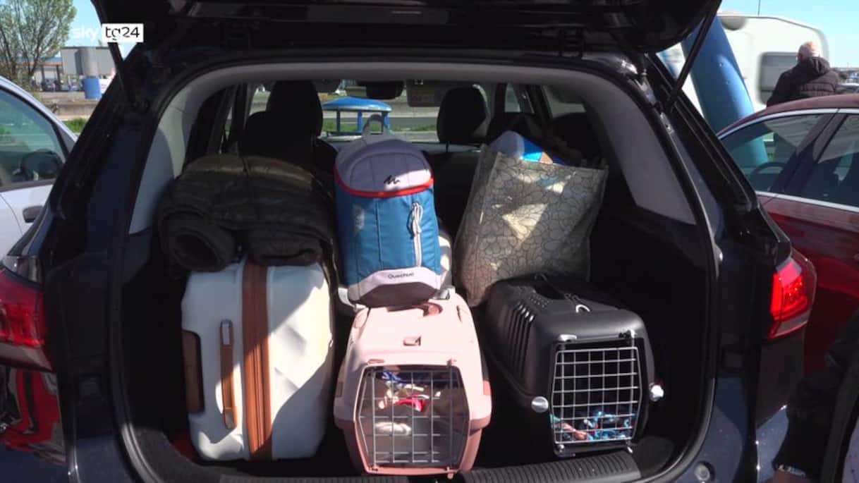 Bologna, esodo di Pasqua verso il mare