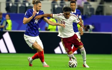 epa13111364 Adrien Rabiot of France (L) and Lamine Yamal of Spain in action during the FIFA World Cup 2026 semifinals match France against Spain, in Dallas, USA, 14 July 2026.  EPA/CHRISTOPHER NEUNDORF