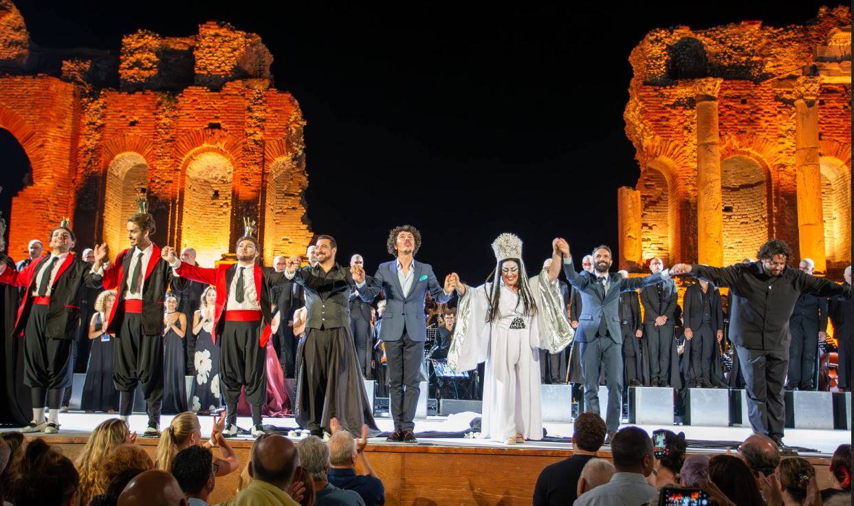 "L’OPERA NELLA LINGUA DEI SEGNI": PER I SORDI IL SILENZIO DIVENTA MUSICA