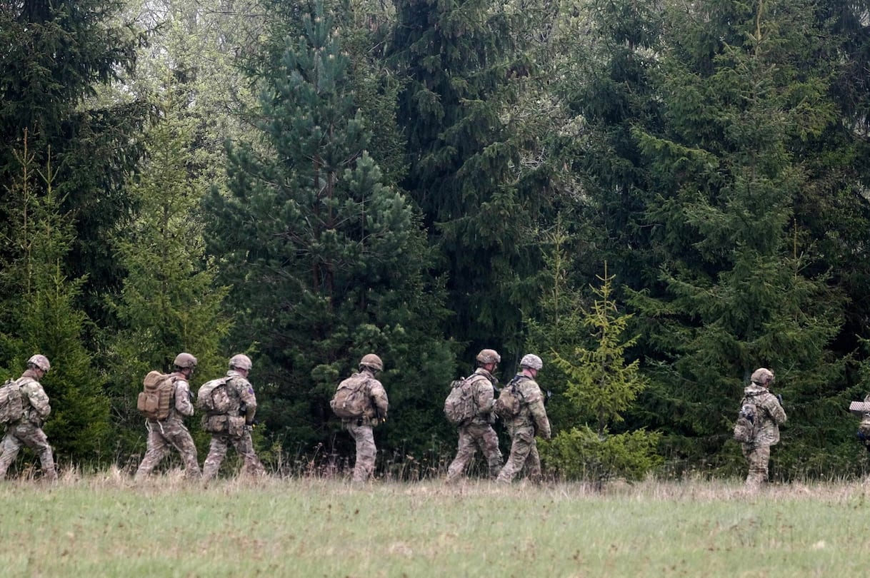 Photo: Sky TG24 Estonia moves military units closer to its border with Russia
