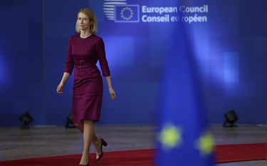 epa12671687 European High Representative of the Union for Foreign Affairs, Kaja Kallas arrives for an informal meeting of the members of the European Council in Brussels, Belgium, 22 January 2026. EU leaders are holding an emergency informal summit to address an escalation in transatlantic tensions regarding Greenland and new US trade threats.  EPA/OLIVIER MATTHYS