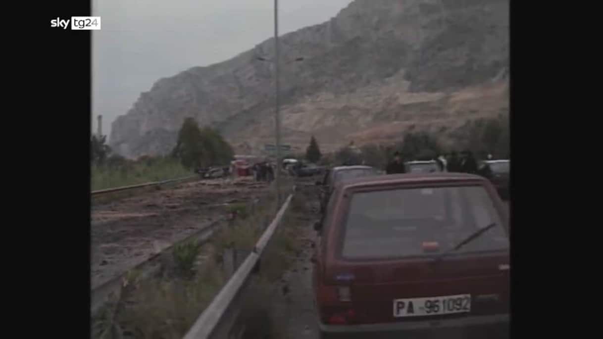 Palermo, migliaia giovani tra Giardino Memoria e i cortei